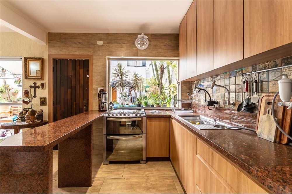 Casa, 4 quartos, 267 m² - Foto 18