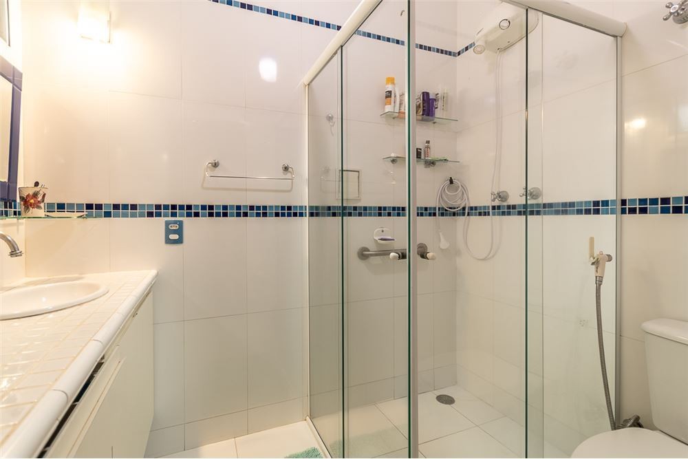Casa, 4 quartos, 267 m² - Foto 38