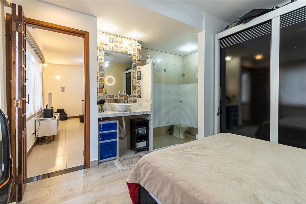 Casa, 4 quartos, 267 m² - Foto 79