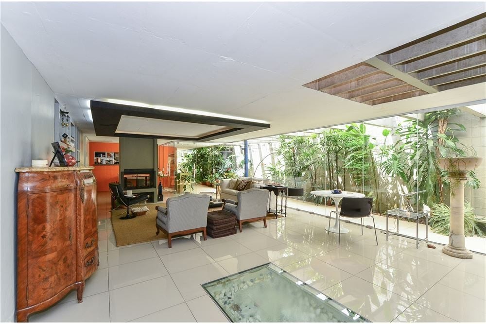 Casa, 3 quartos, 367 m² - Foto 1