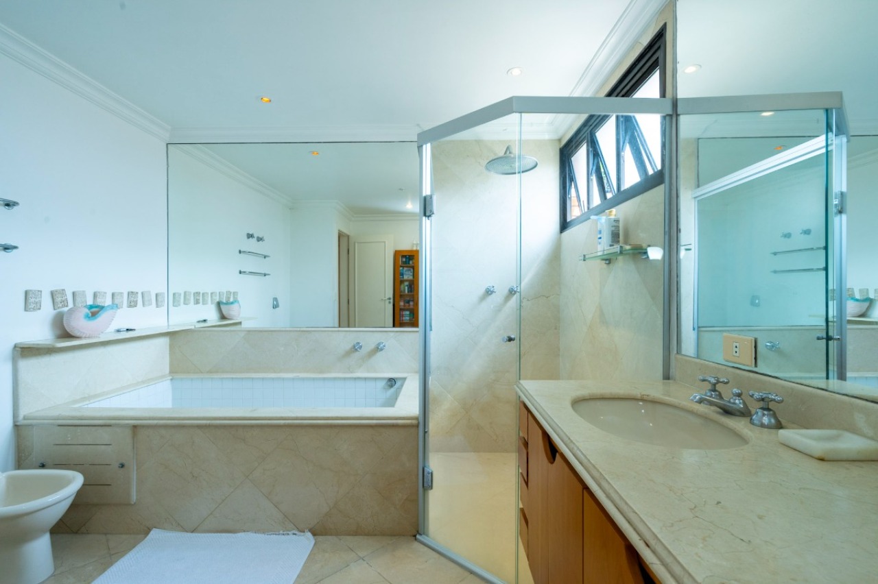 Apartamento, 3 quartos, 259 m² - Foto 34