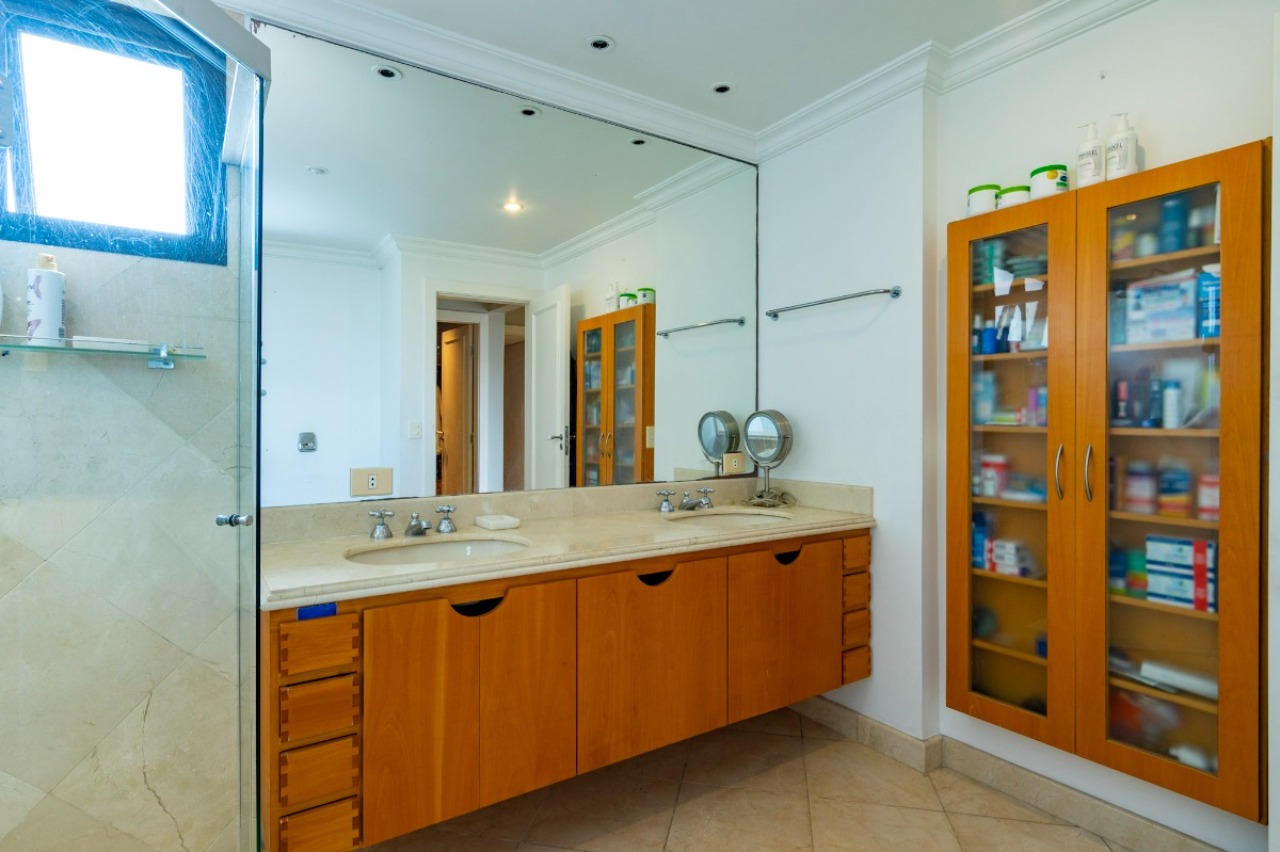 Apartamento, 3 quartos, 259 m² - Foto 35
