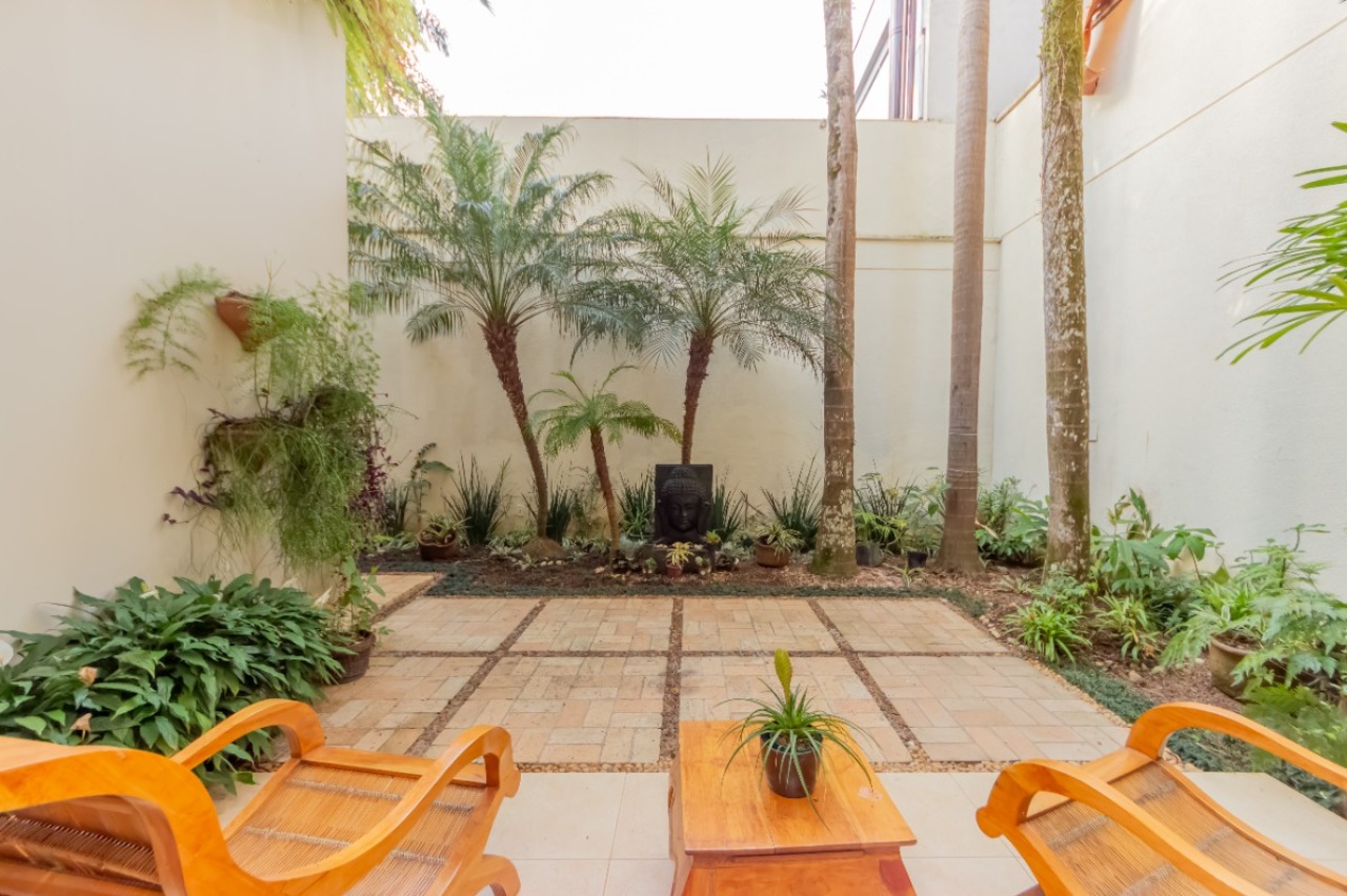 Casa, 6 quartos, 369 m² - Foto 2