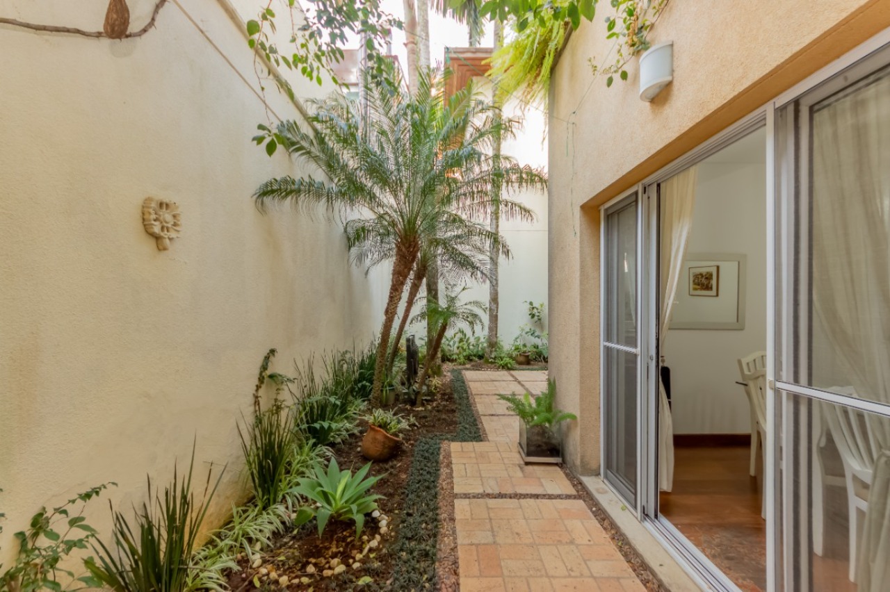 Casa, 6 quartos, 369 m² - Foto 4