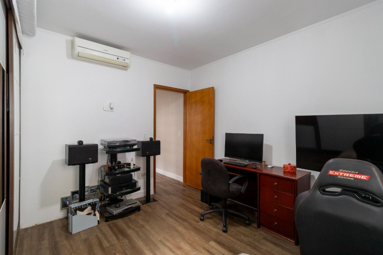 Casa, 3 quartos, 243 m² - Foto 28
