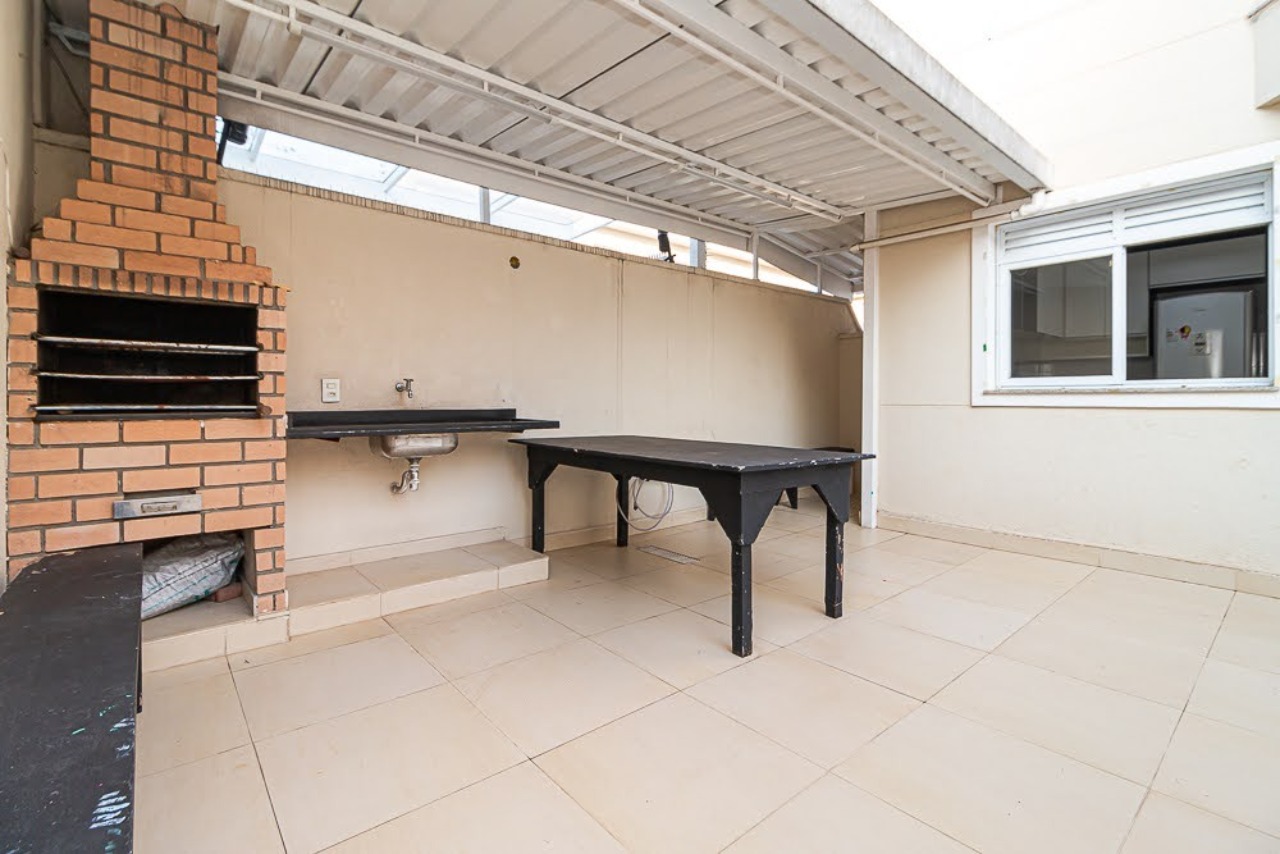 Casa, 4 quartos, 257 m² - Foto 2