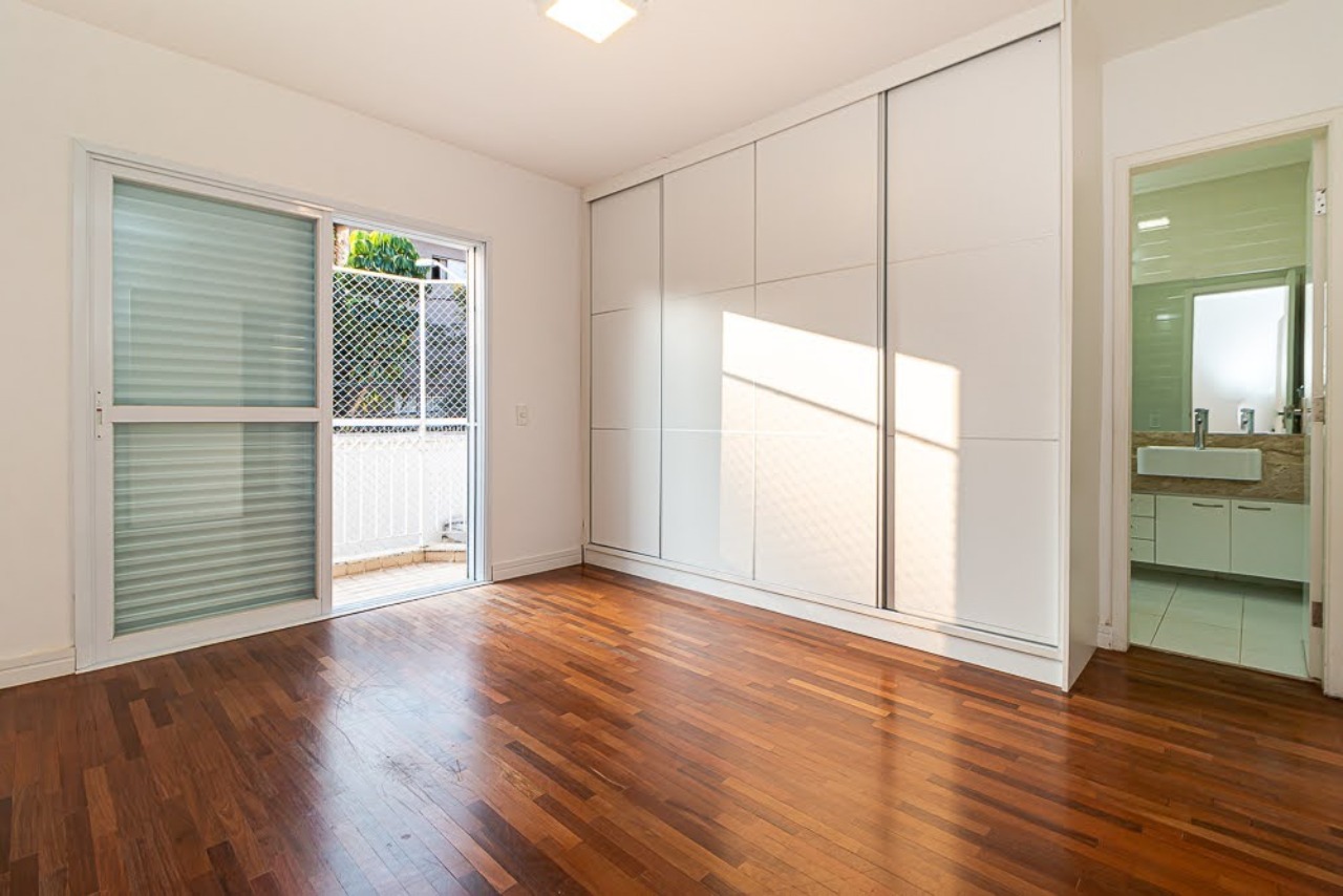 Casa, 4 quartos, 257 m² - Foto 24