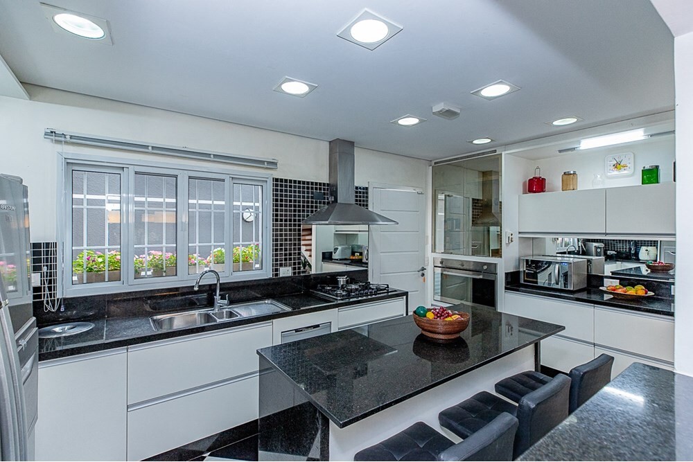 Casa, 4 quartos, 380 m² - Foto 25