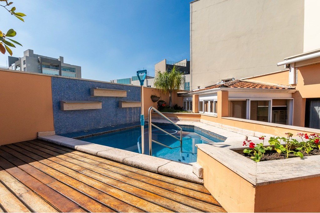 Cobertura, 3 quartos, 187 m² - Foto 2