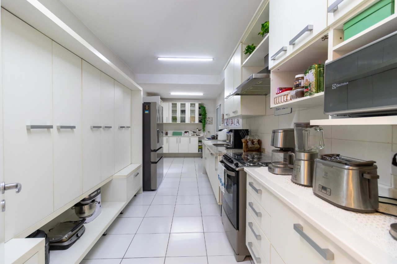 Apartamento, 3 quartos, 211 m² - Foto 9