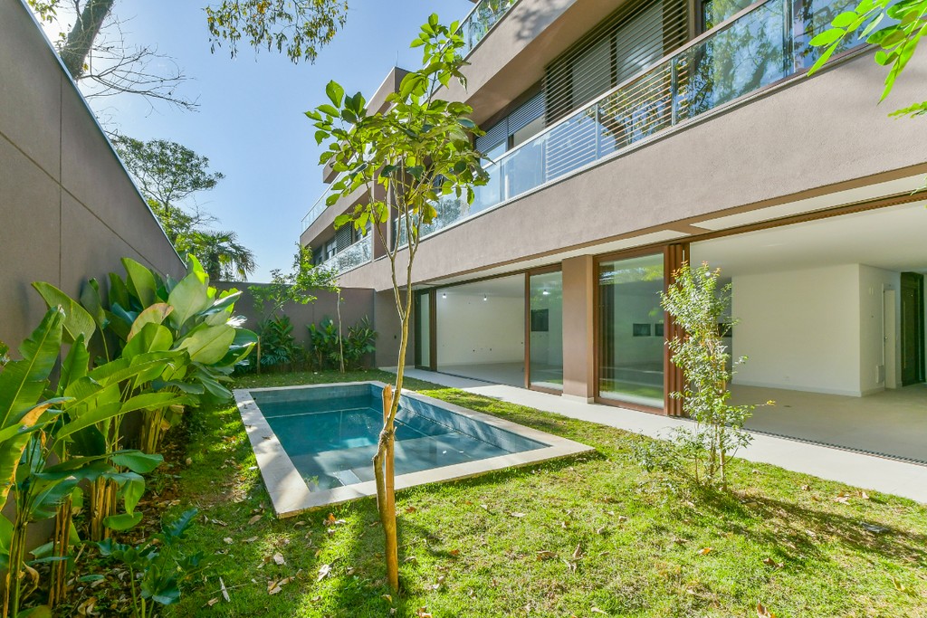 Casa, 4 quartos, 620 m² - Foto 1