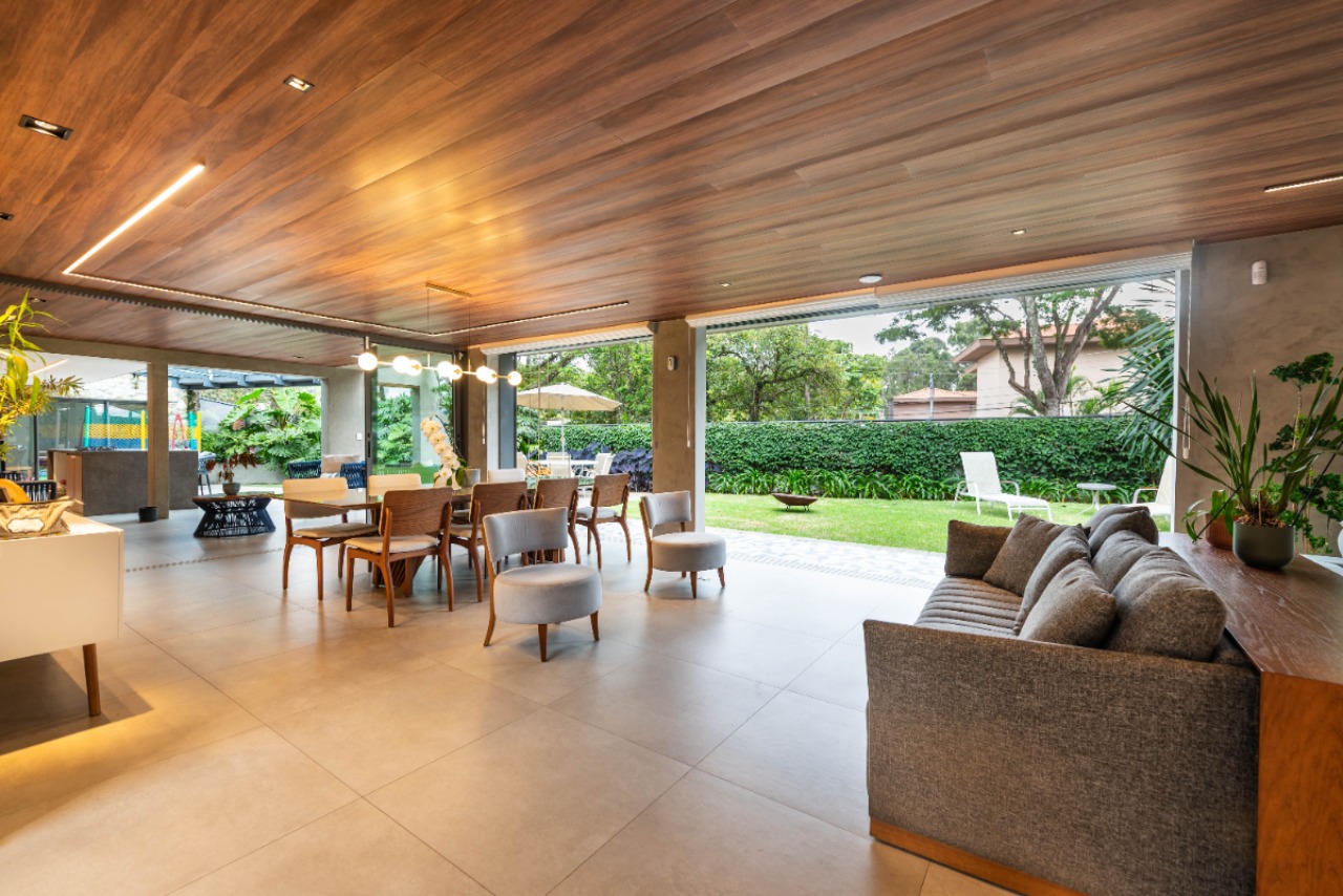 Casa, 5 quartos, 377 m² - Foto 2