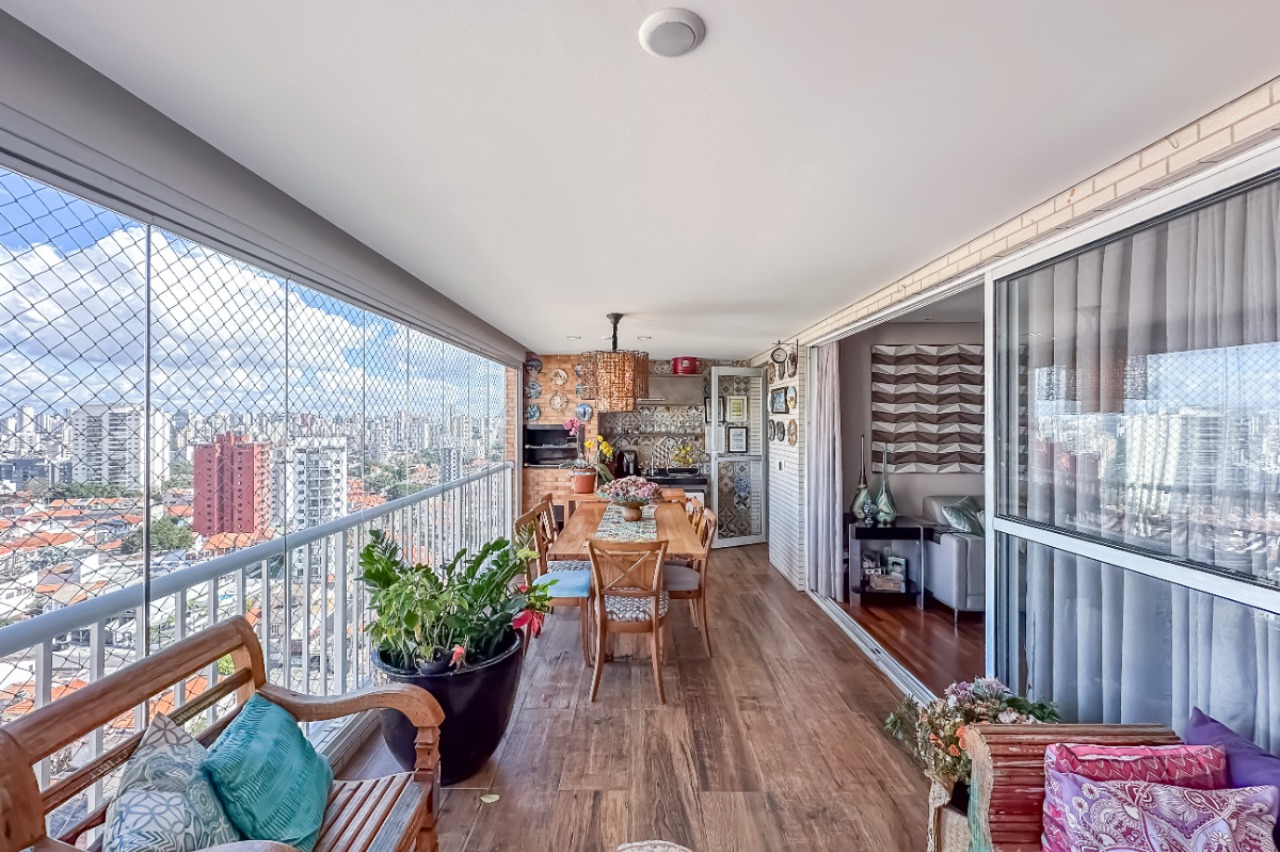 Apartamento, 3 quartos, 137 m² - Foto 1