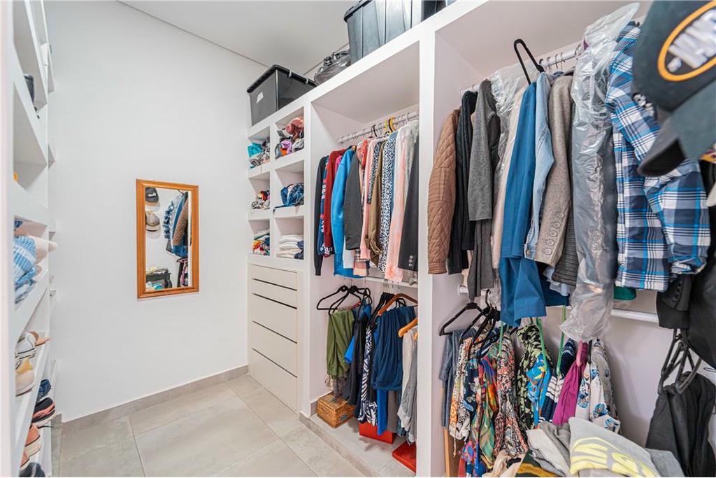 Casa, 4 quartos, 243 m² - Foto 38