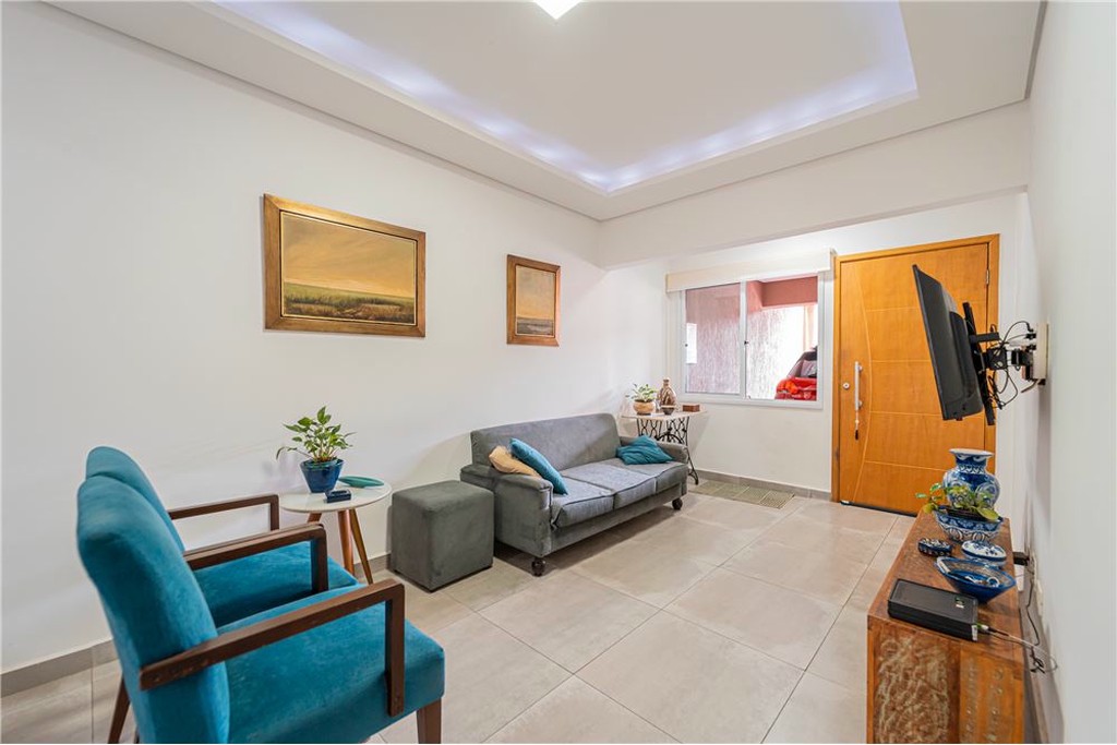 Casa, 4 quartos, 243 m² - Foto 2