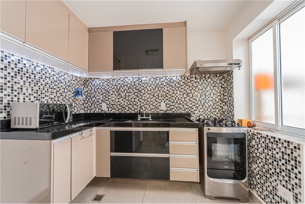 Casa, 4 quartos, 243 m² - Foto 8