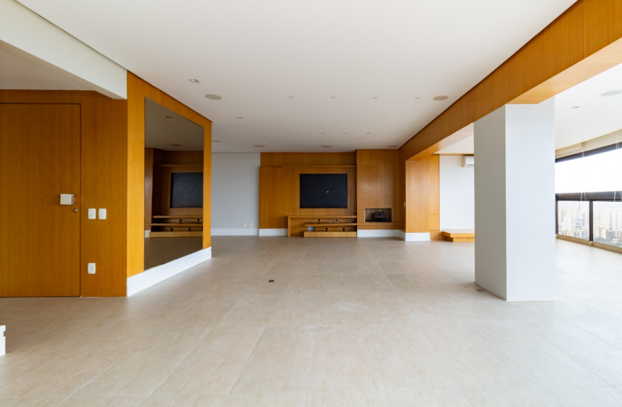 Apartamento, 3 quartos, 247 m² - Foto 2