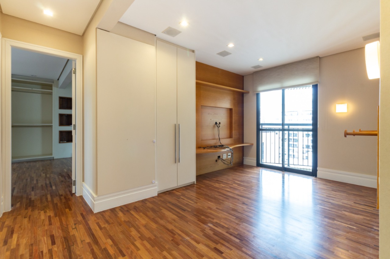 Apartamento, 3 quartos, 247 m² - Foto 32