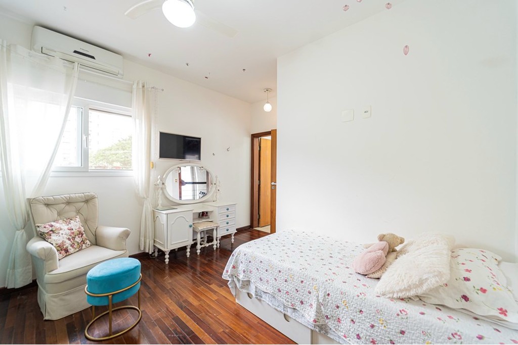 Casa, 4 quartos, 326 m² - Foto 47