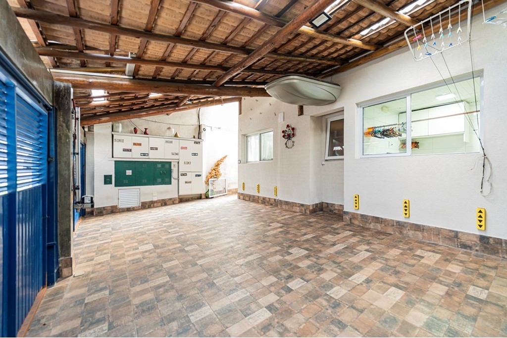 Casa, 4 quartos, 326 m² - Foto 49