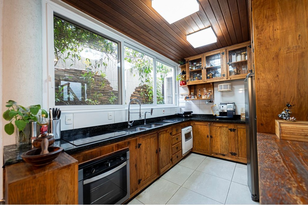 Casa, 4 quartos, 326 m² - Foto 14