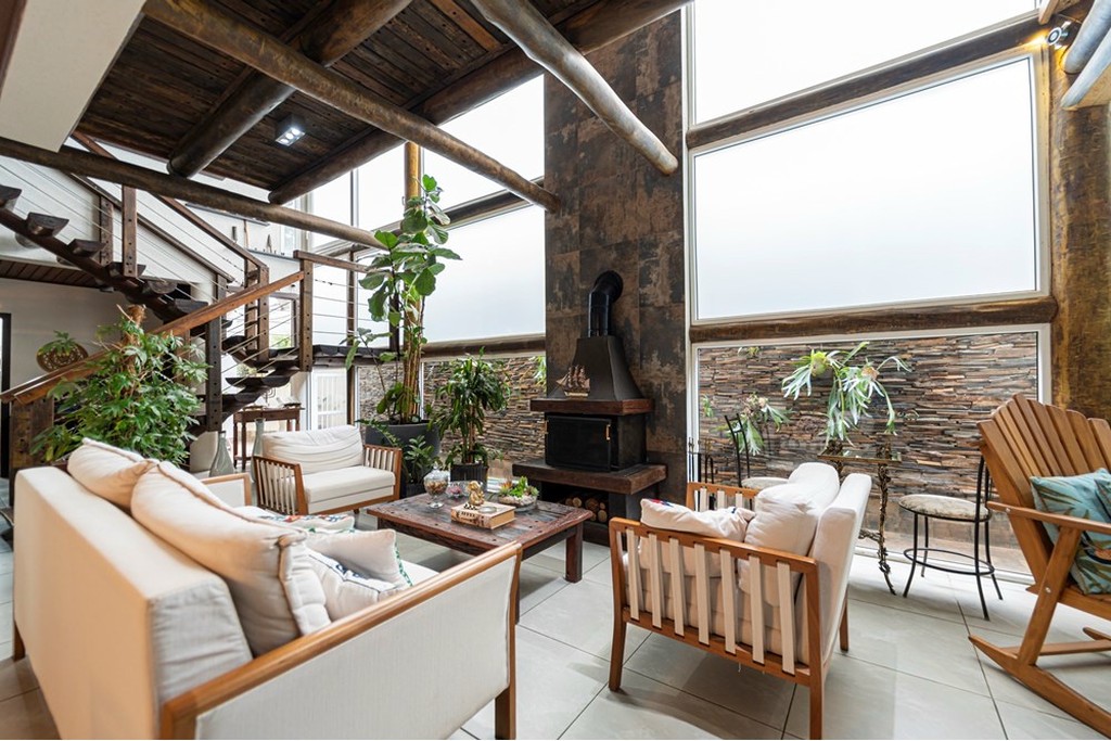Casa, 4 quartos, 326 m² - Foto 2