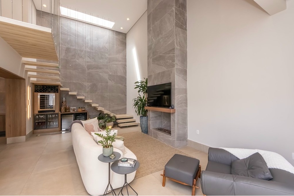 Casa, 4 quartos, 319 m² - Foto 2