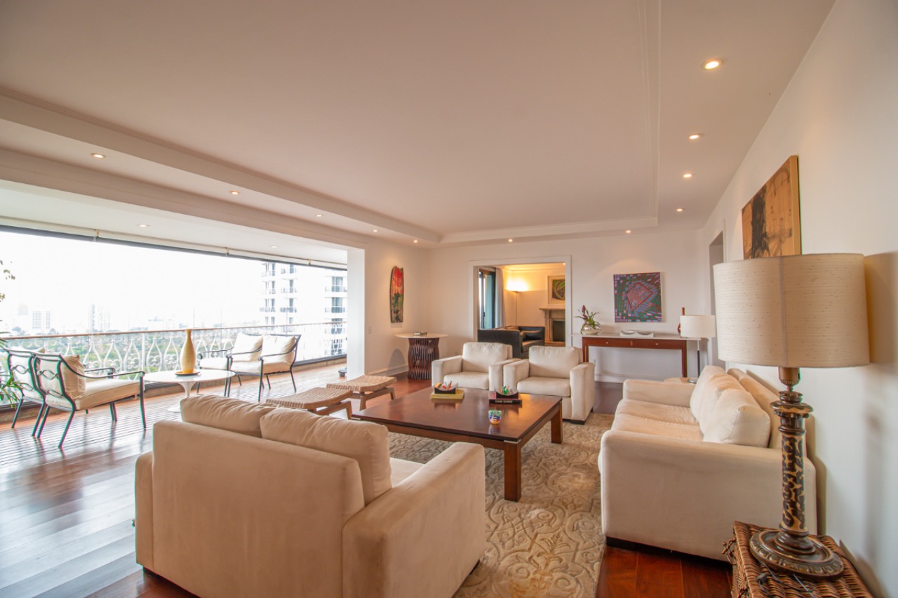 Apartamento, 3 quartos, 329 m² - Foto 1