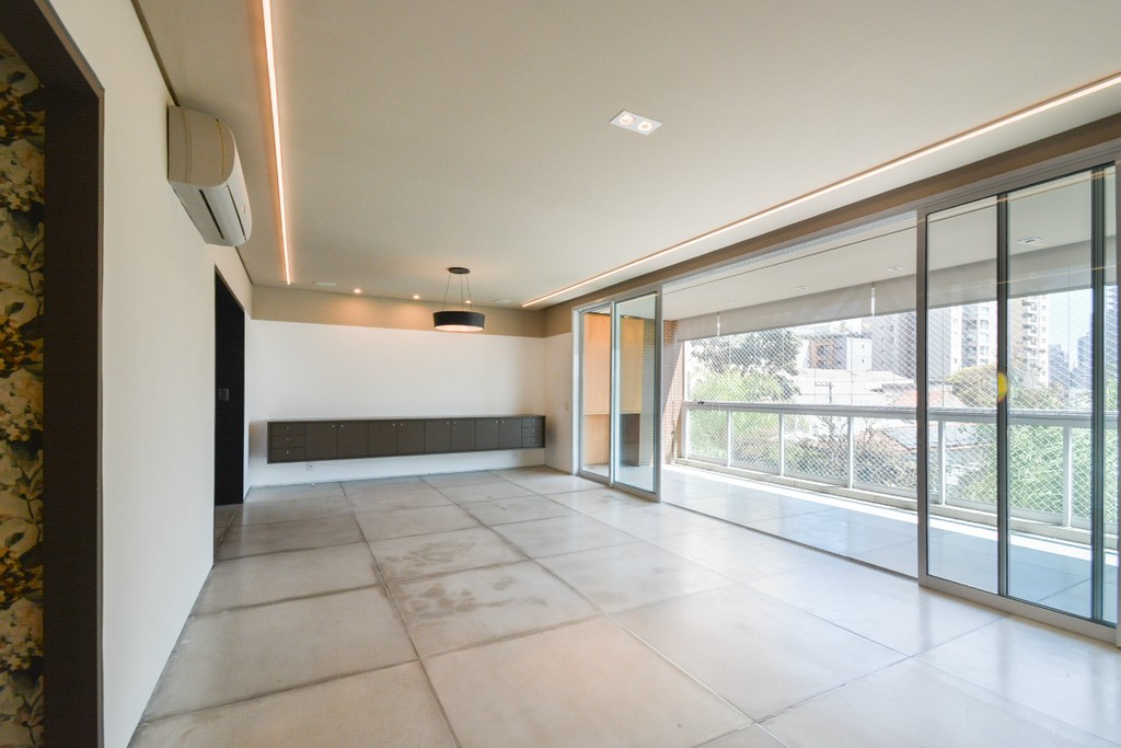 Apartamento, 3 quartos, 137 m² - Foto 1