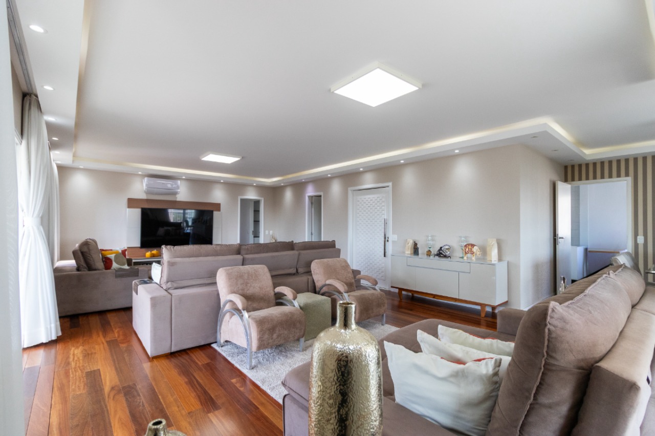 Apartamento, 4 quartos, 246 m² - Foto 2