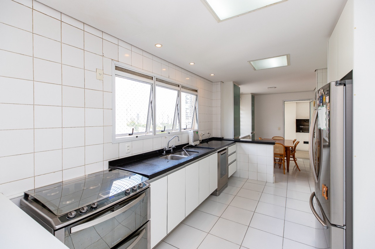 Apartamento, 4 quartos, 246 m² - Foto 21