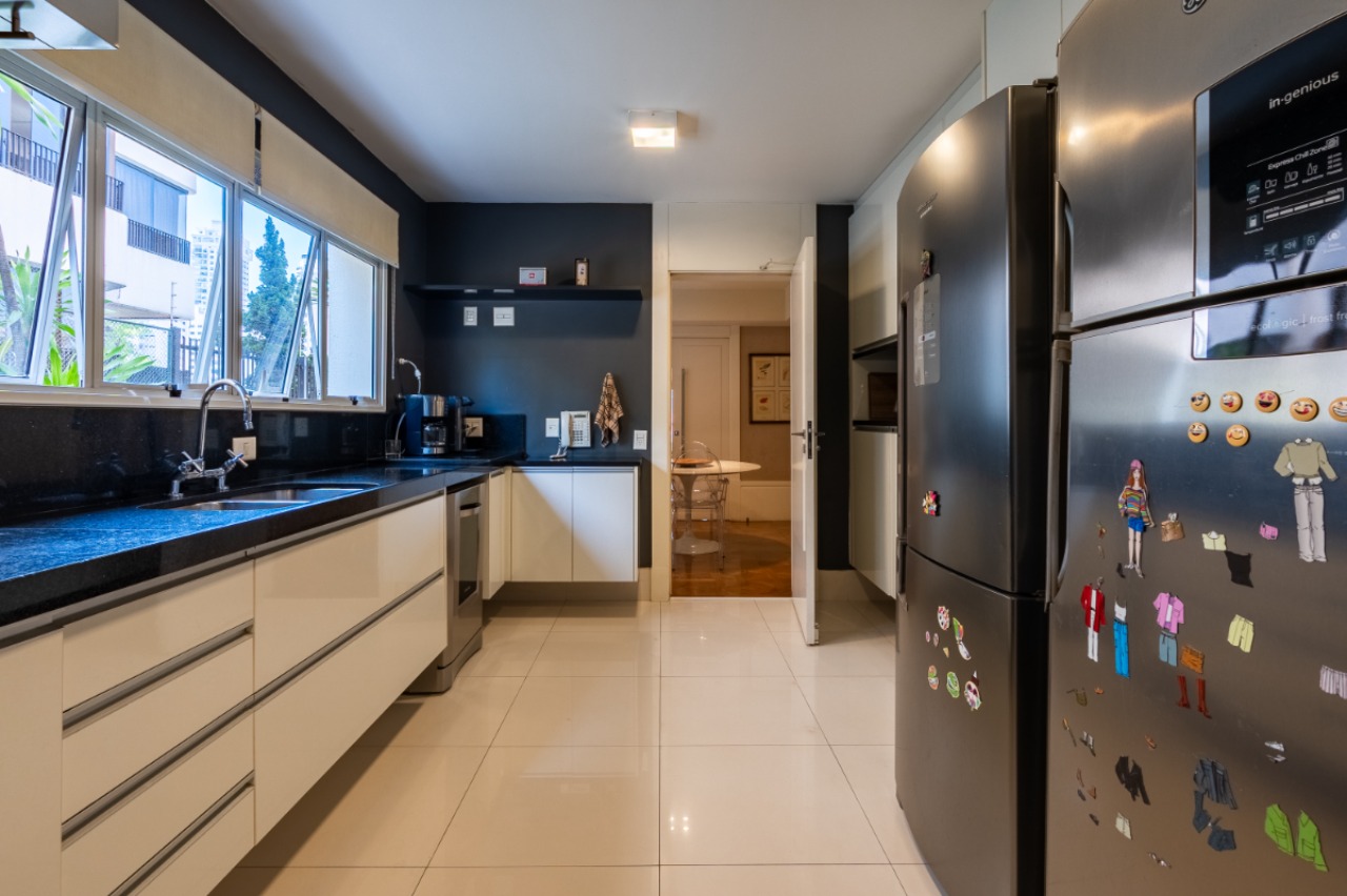 Apartamento, 4 quartos, 330 m² - Foto 17