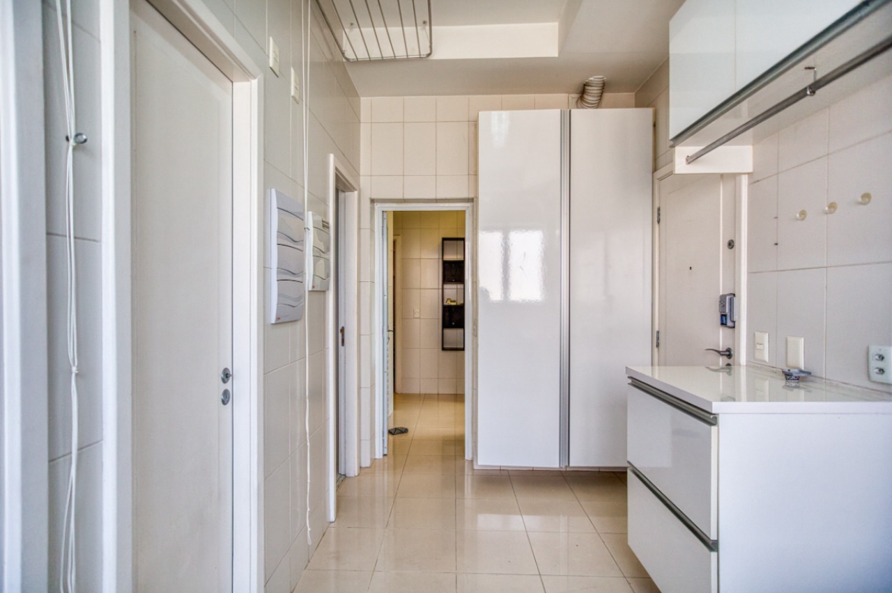 Apartamento, 3 quartos, 300 m² - Foto 18