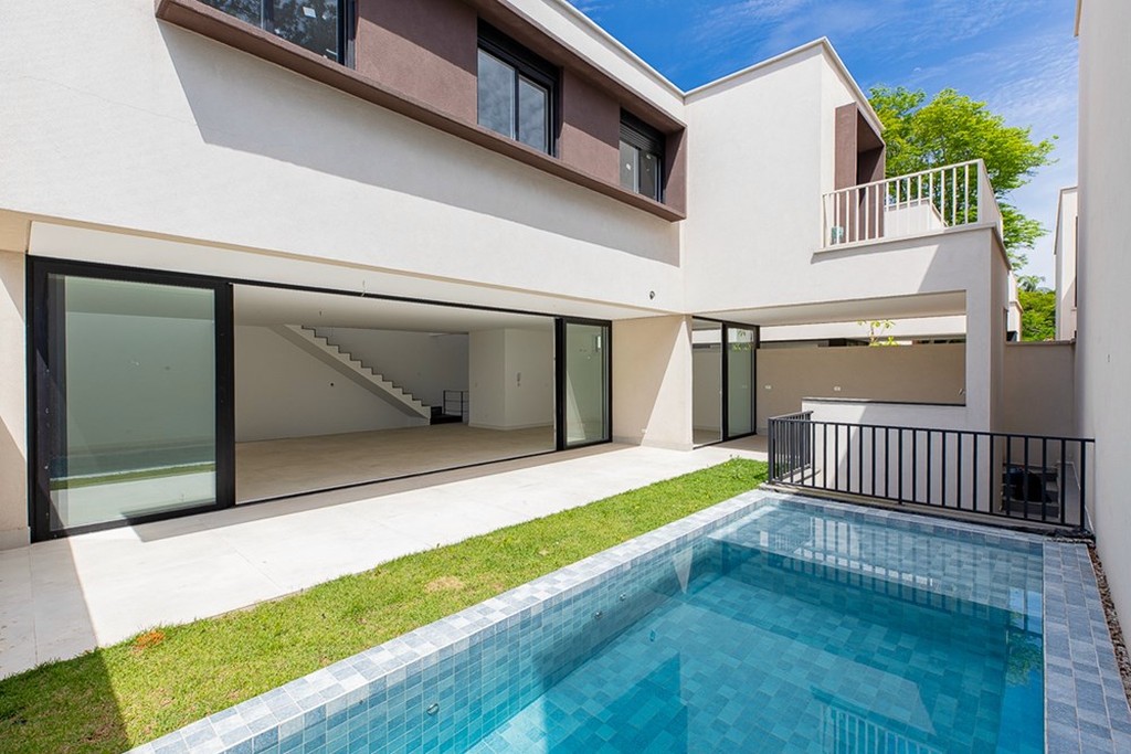 Casa, 4 quartos, 390 m² - Foto 1