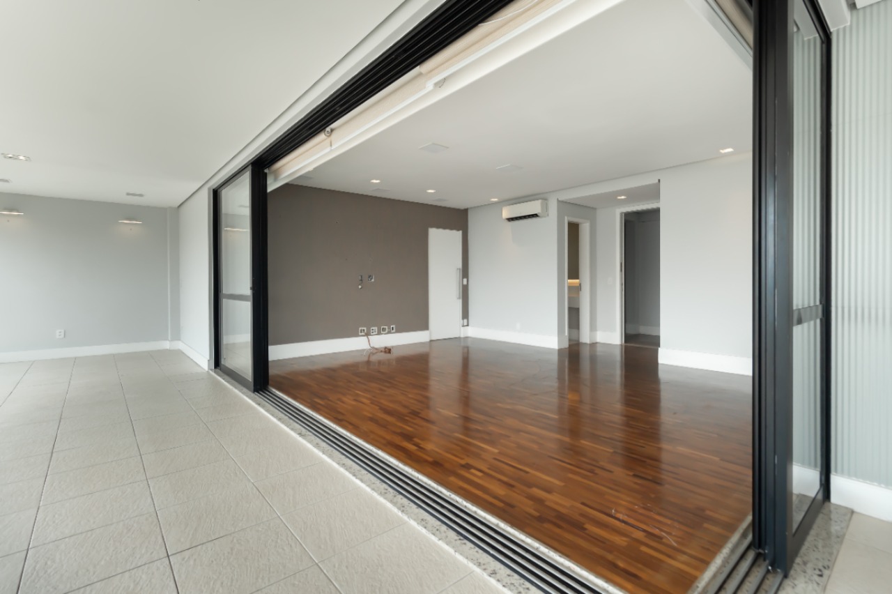 Apartamento, 3 quartos, 184 m² - Foto 2