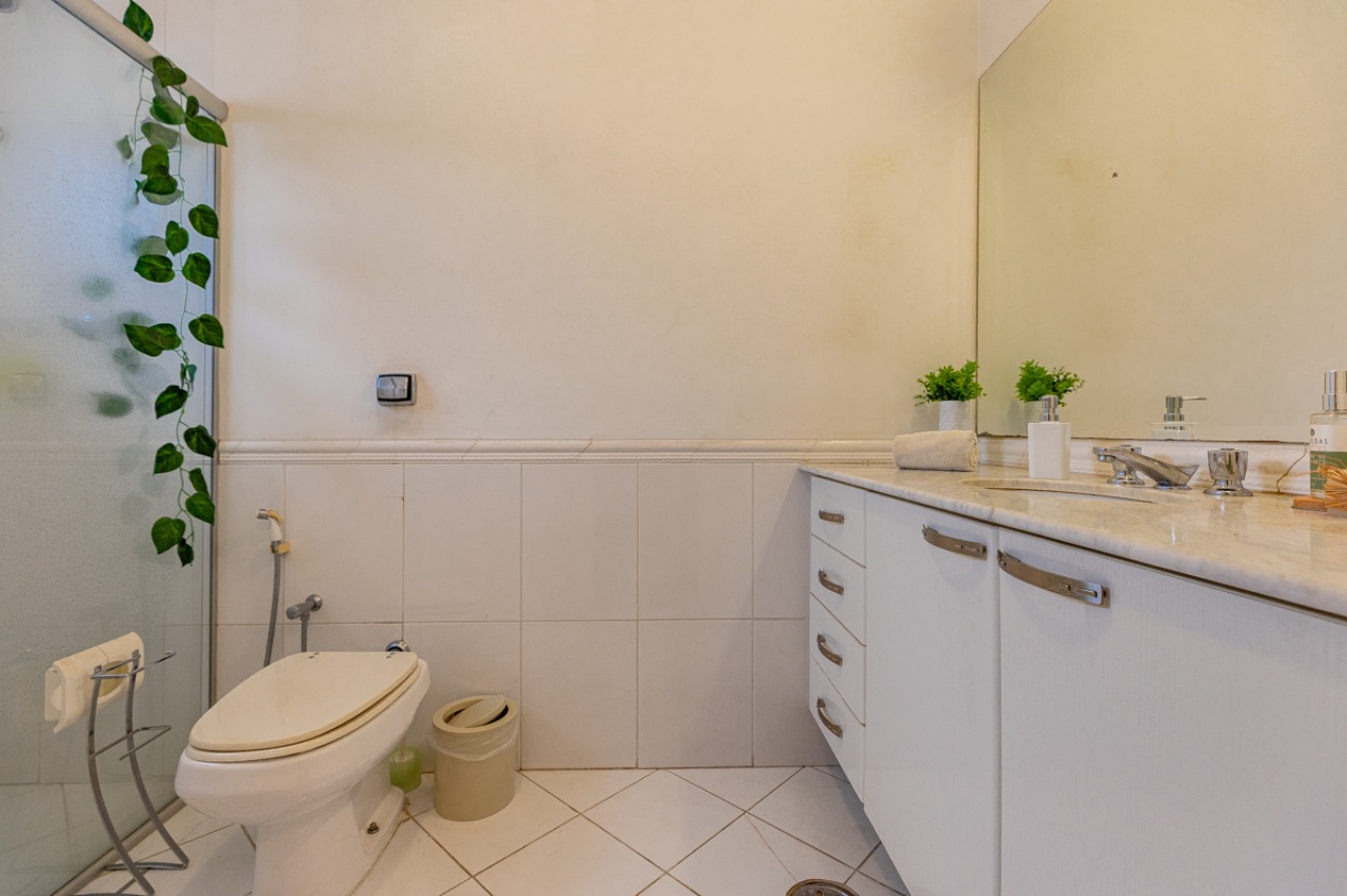 Casa, 4 quartos, 245 m² - Foto 33