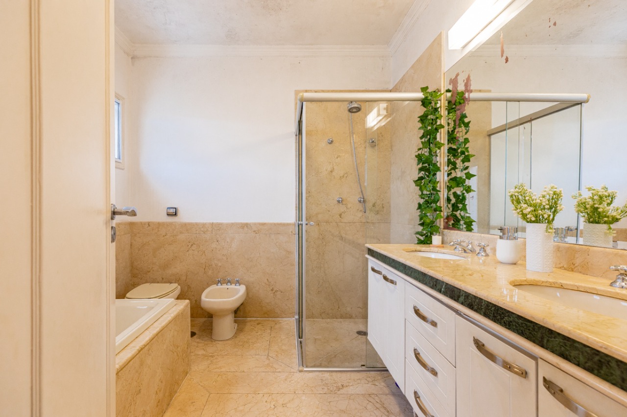 Casa, 4 quartos, 245 m² - Foto 24