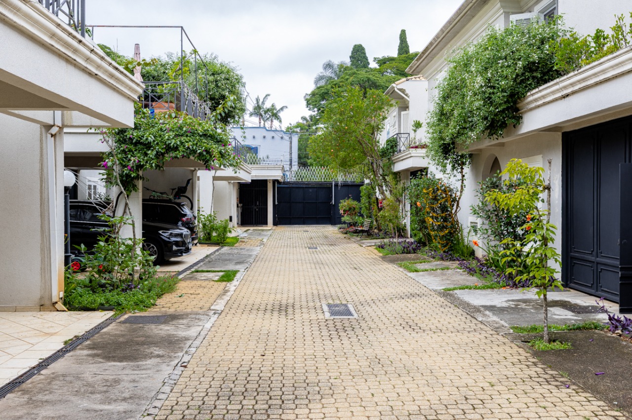 Casa, 4 quartos, 245 m² - Foto 41
