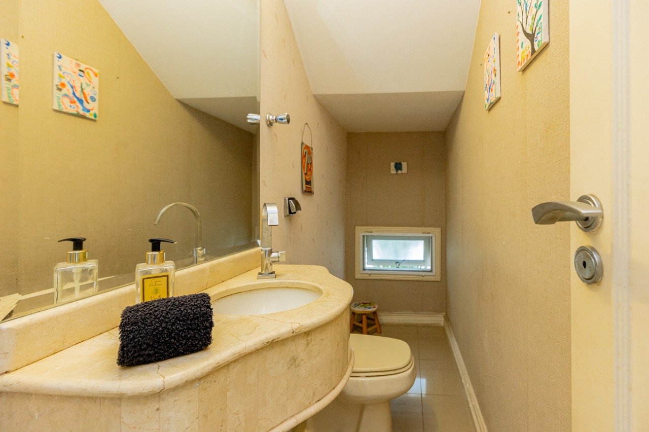Casa, 4 quartos, 245 m² - Foto 13