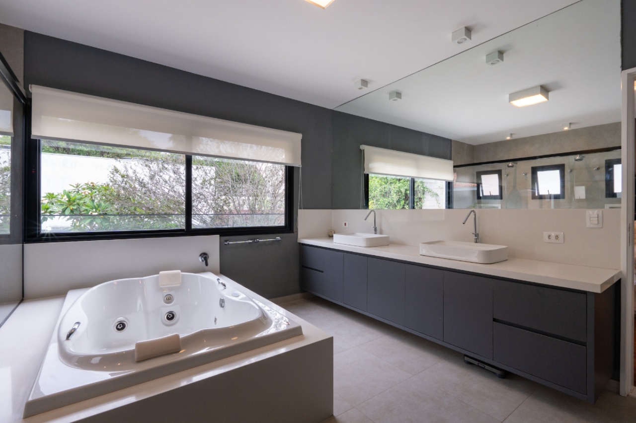 Casa, 4 quartos, 344 m² - Foto 38