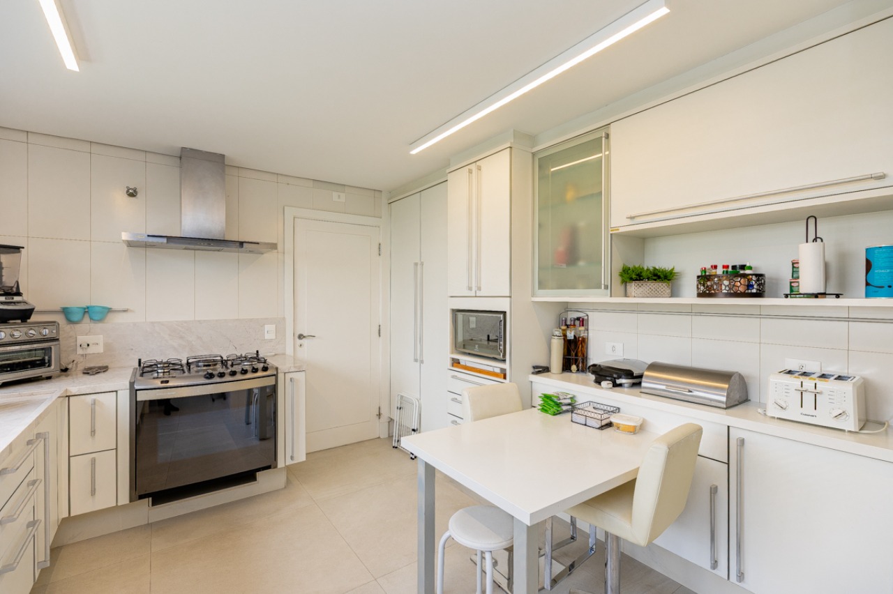 Apartamento, 3 quartos, 305 m² - Foto 25