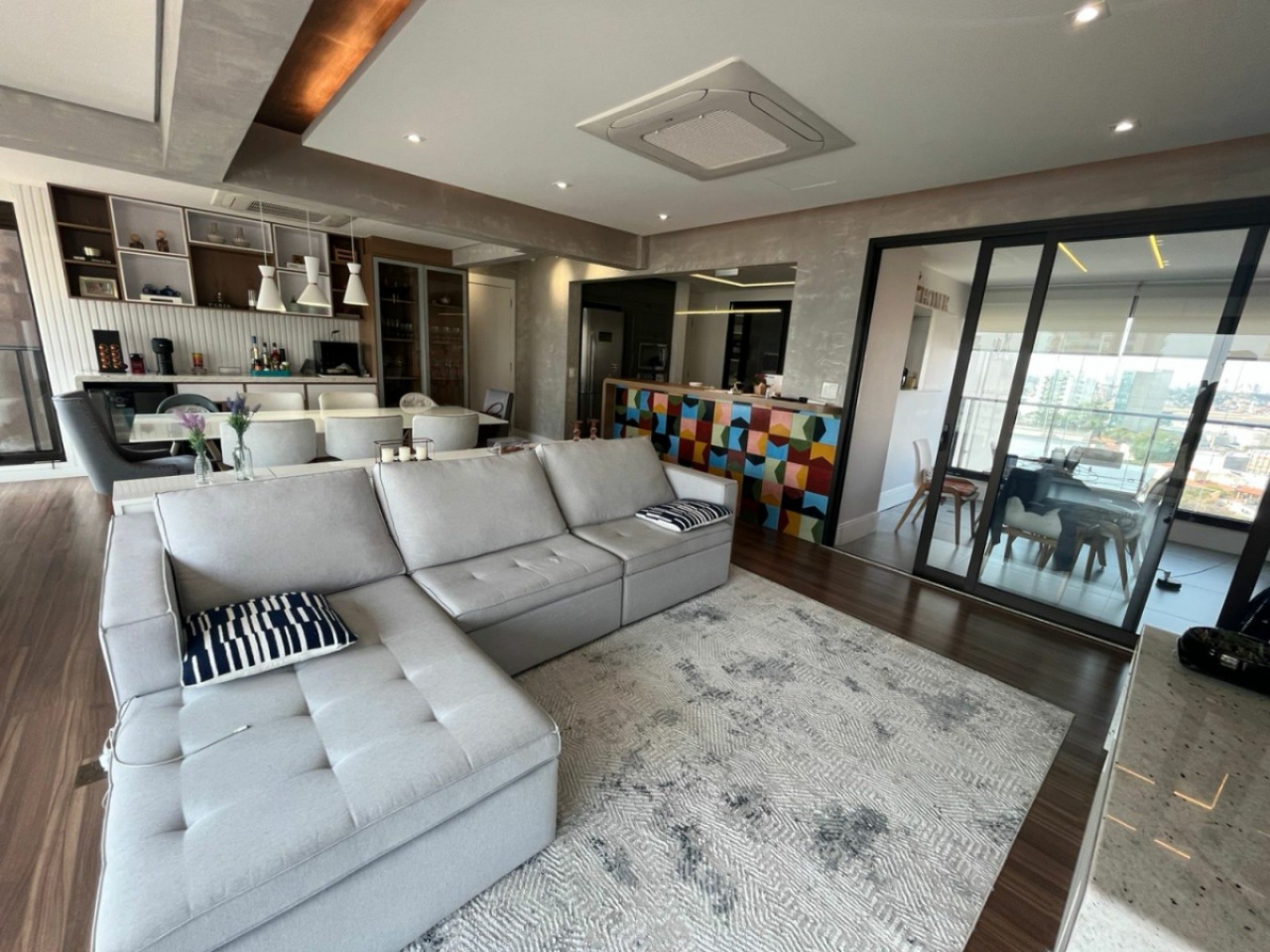 Apartamento, 3 quartos, 147 m² - Foto 2