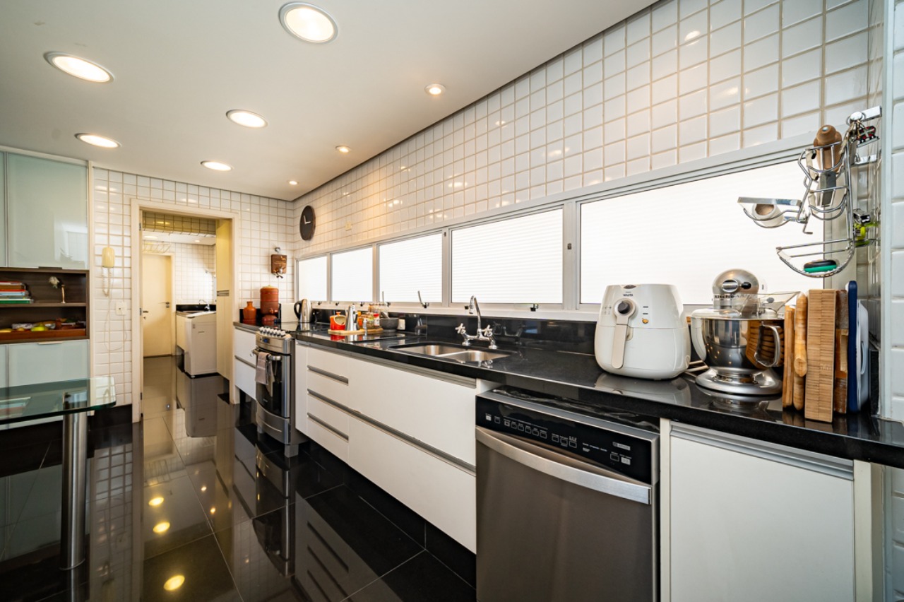 Apartamento, 4 quartos, 222 m² - Foto 23