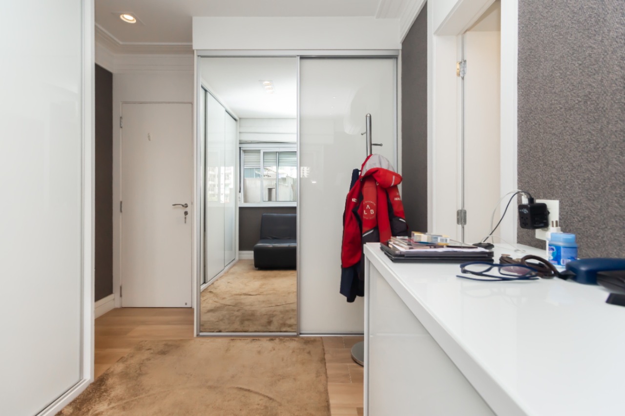 Apartamento, 4 quartos, 242 m² - Foto 33