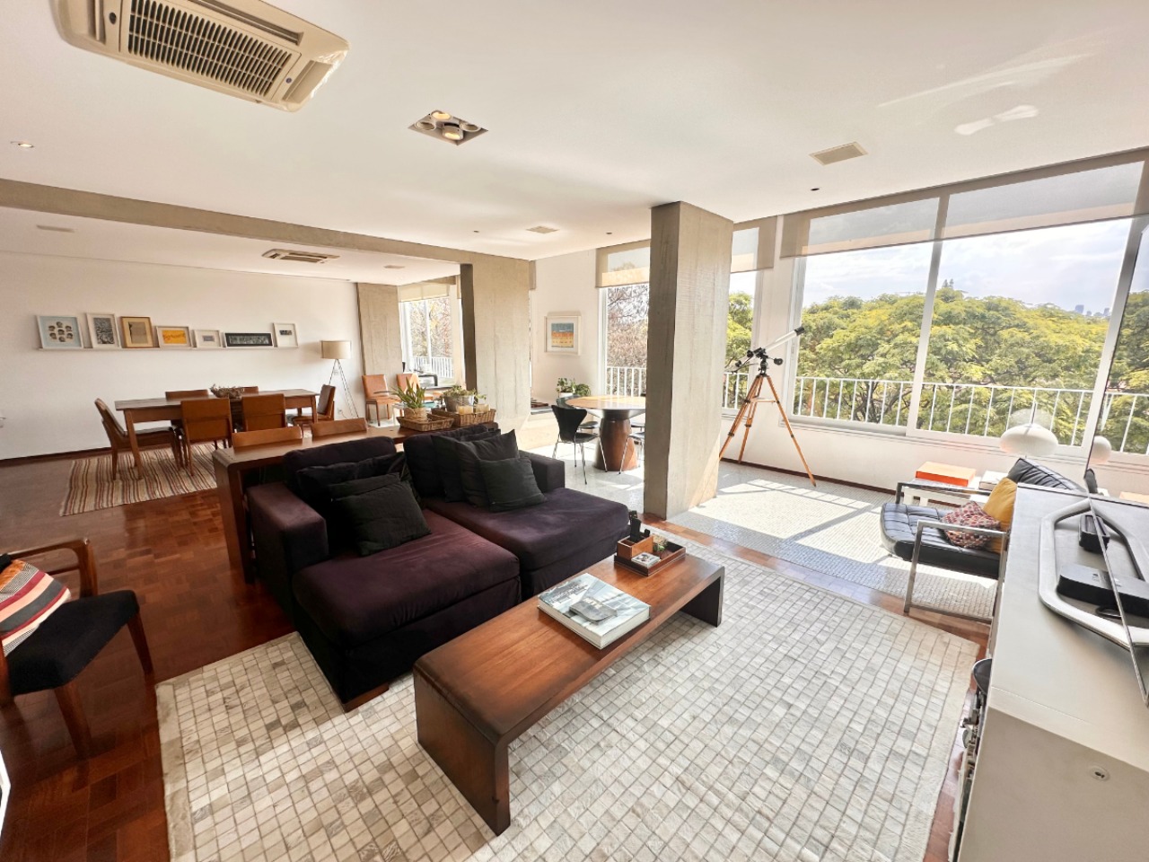 Apartamento, 3 quartos, 241 m² - Foto 1