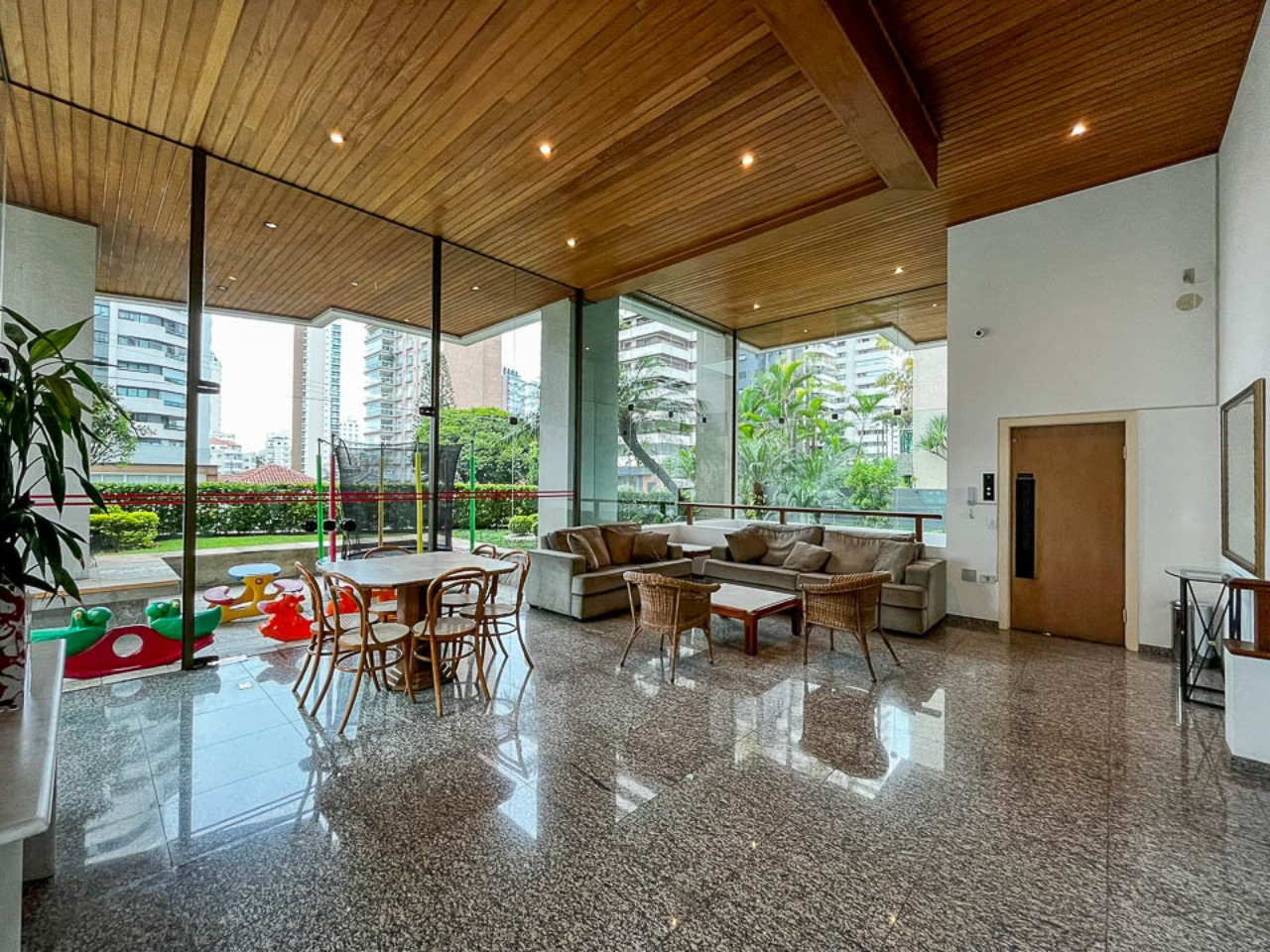 Apartamento, 4 quartos, 246 m² - Foto 49