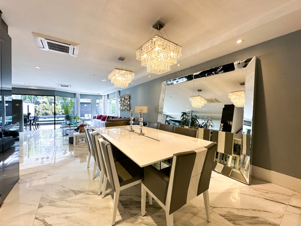 Casa, 3 quartos, 369 m² - Foto 1