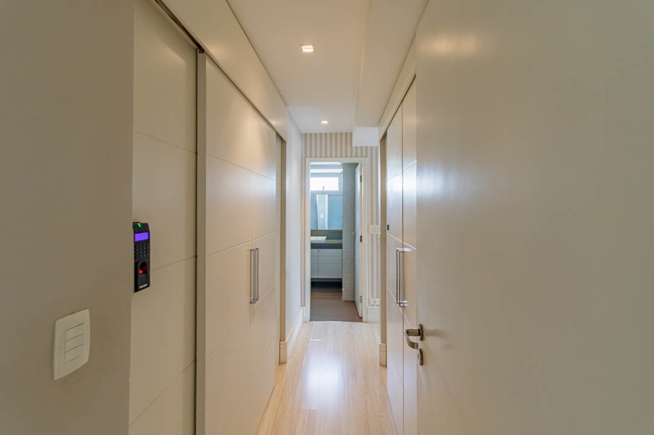 Apartamento, 4 quartos, 246 m² - Foto 22