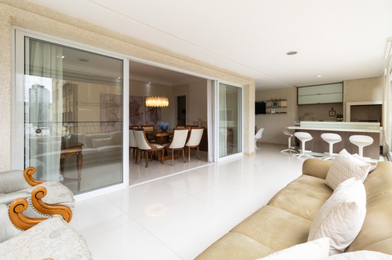 Apartamento, 3 quartos, 190 m² - Foto 2