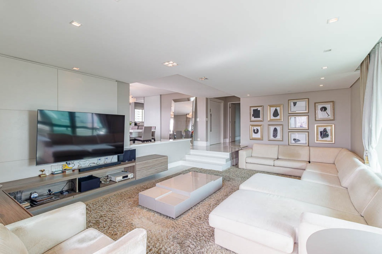 Apartamento, 4 quartos, 246 m² - Foto 1